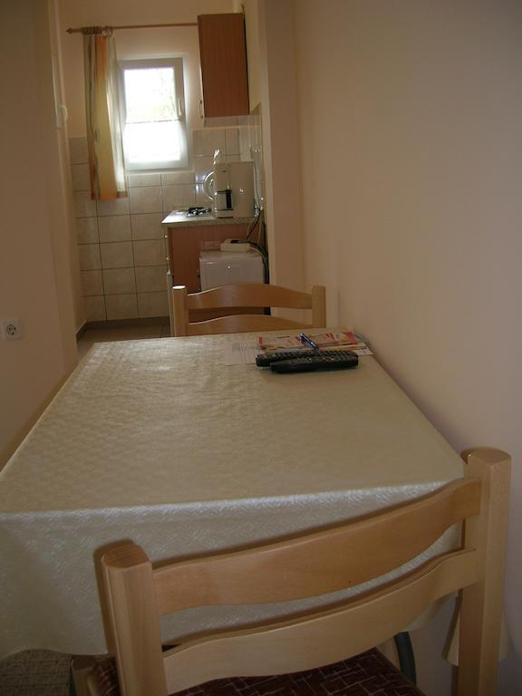 Margitapartman Bük Zimmer foto